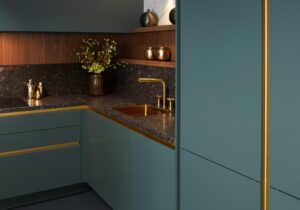 Gouden greeplijsten horizontaal en verticaal